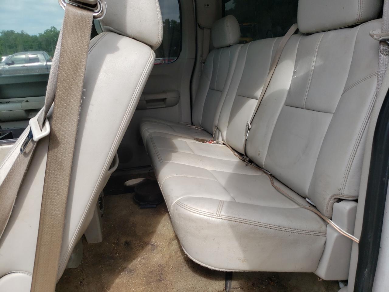 Zdjęcie 6 z aukcji – 2009 GMC SIERRA C15 z VIN 2GTEC290X91133829