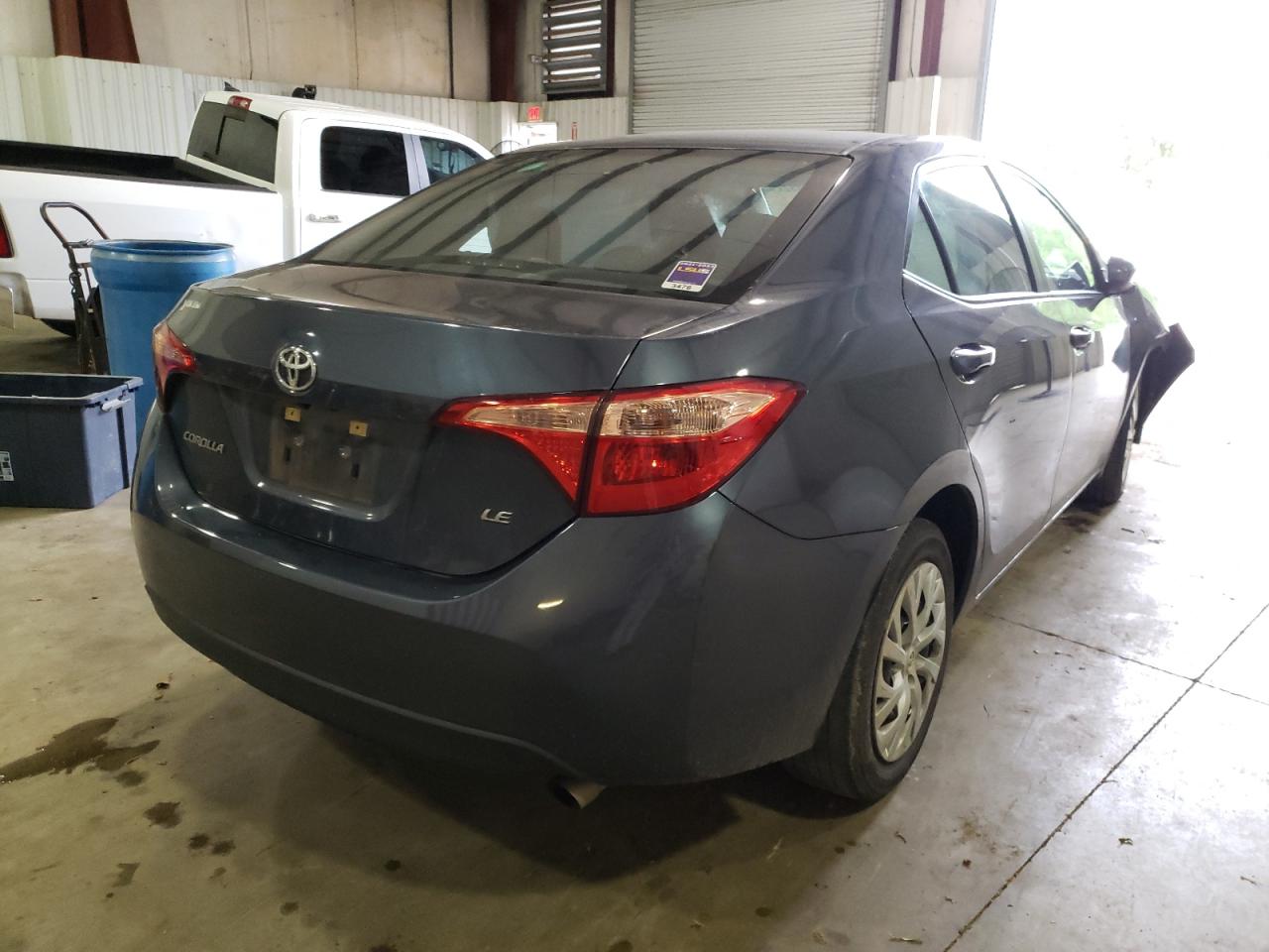 Photo 4 from auction – 2017 TOYOTA COROLLA L with VIN 5YFBURHE4HP727953