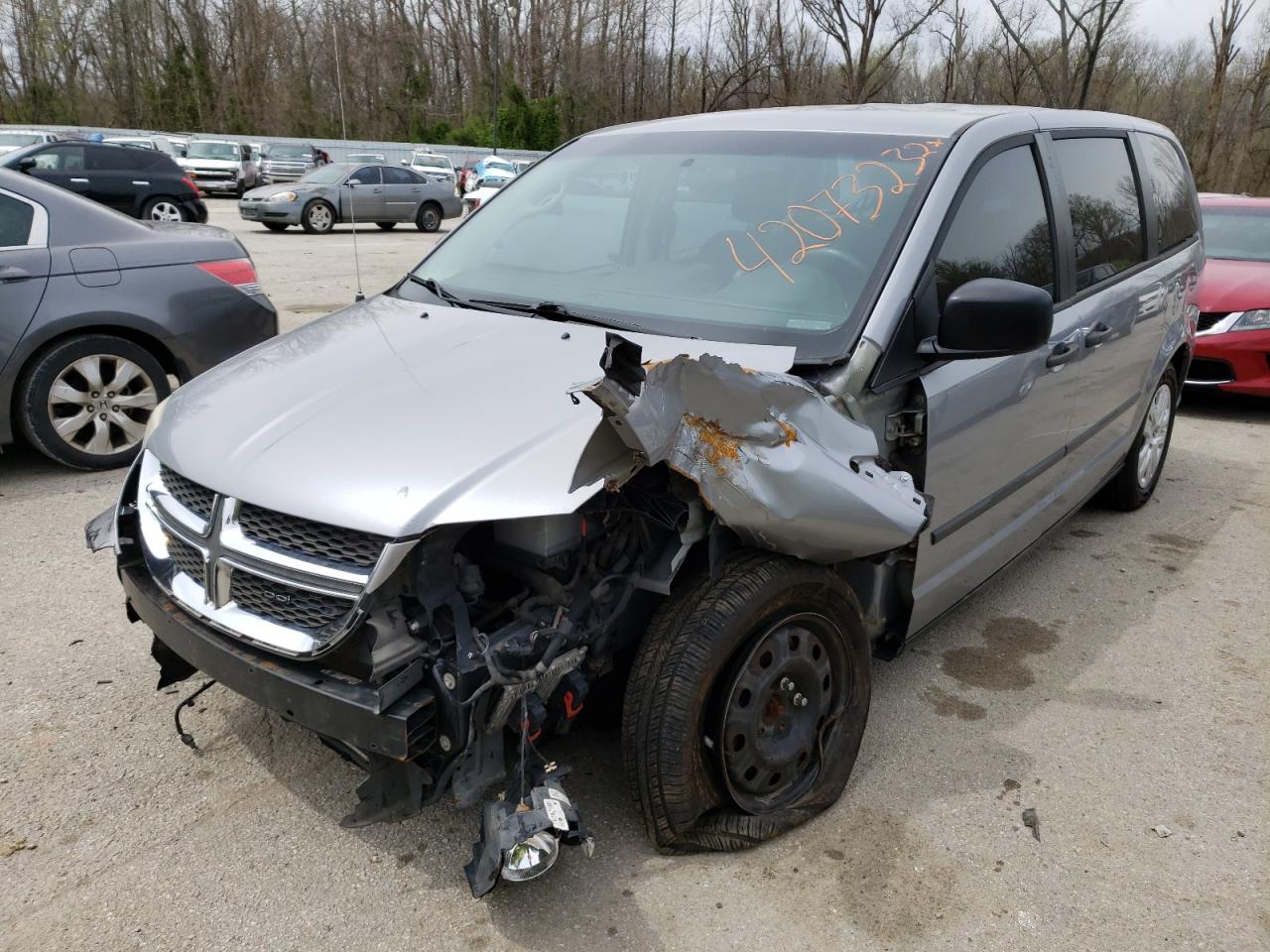 Foto 2 de la subasta – 2013 DODGE GRAND CARA con VIN 2C4RDGBGXDR794130