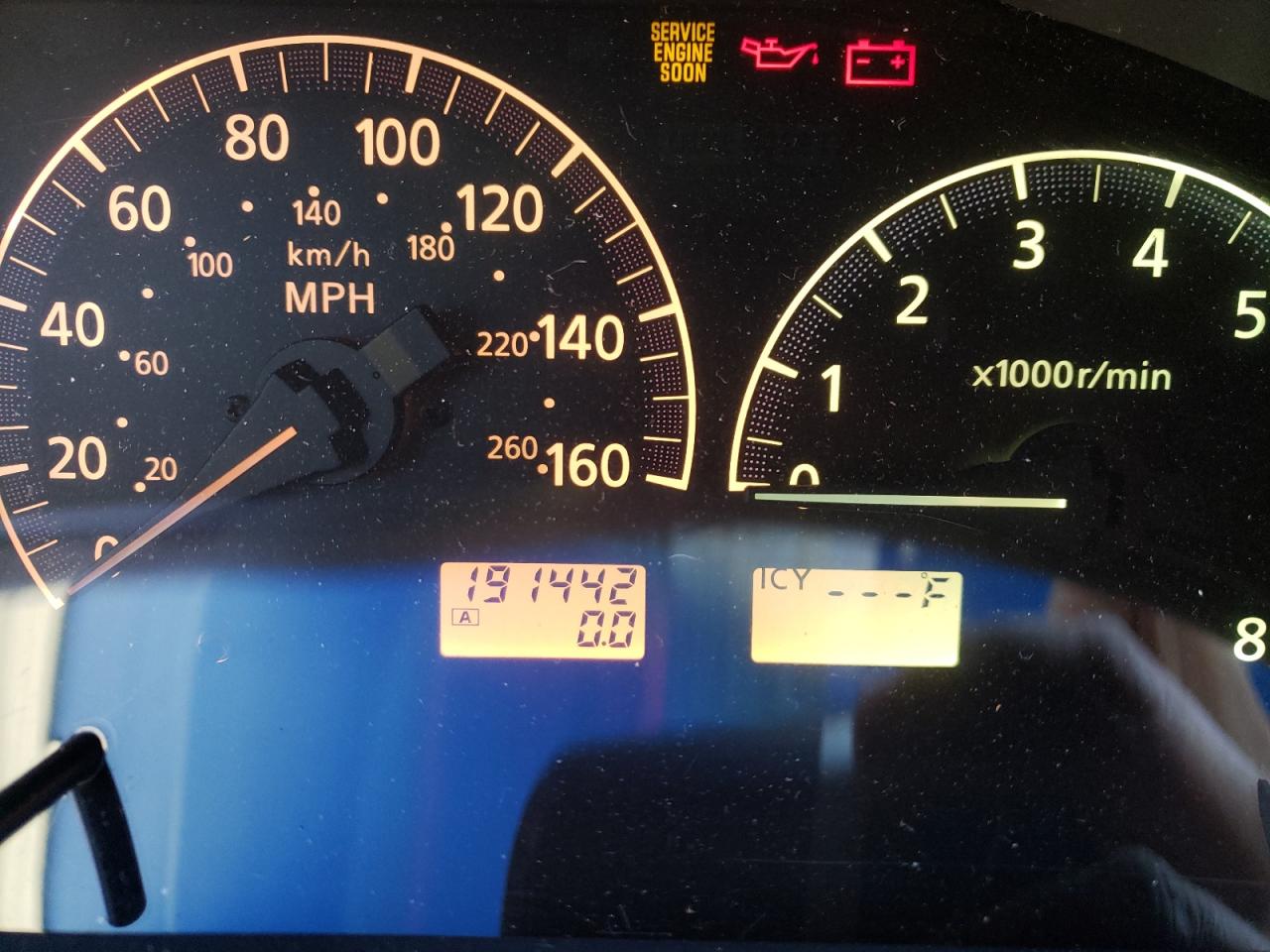 Photo 8 from auction – 2002 INFINITI I35 with VIN JNKDA31A92T012347