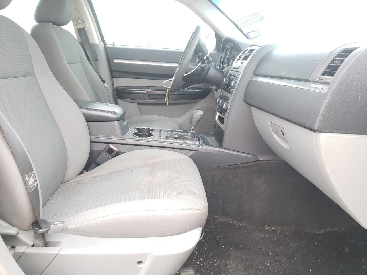 Photo 5 from auction – 2008 DODGE CHARGER SX with VIN 2B3KA33G78H100850