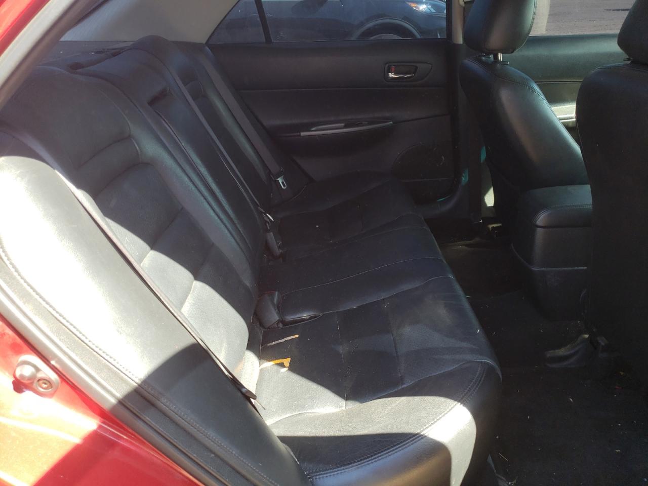 Photo 6 from auction – 2005 MAZDA 6 S with VIN 1YVHP80D055M35542