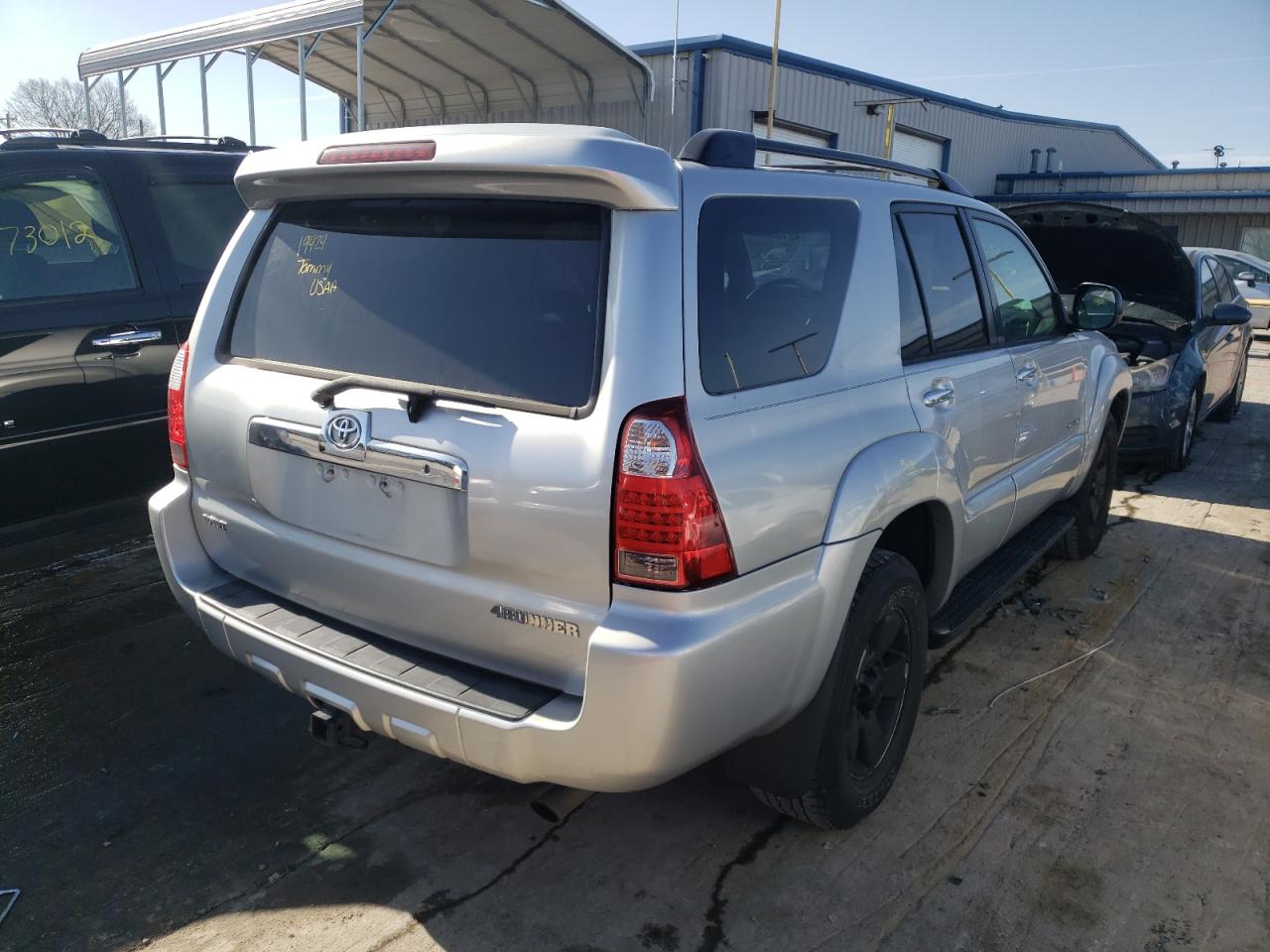 Photo 4 from auction – 2006 TOYOTA 4RUNNER SR with VIN JTEBU14R068069059