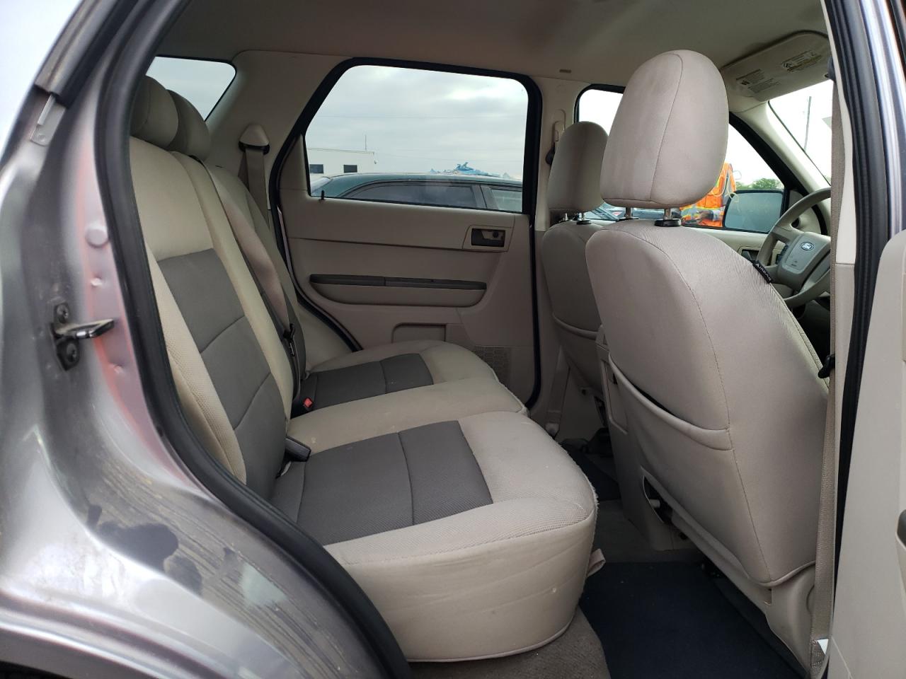 Photo 6 from auction – 2008 FORD ESCAPE XLT with VIN 1FMCU03168KB08284
