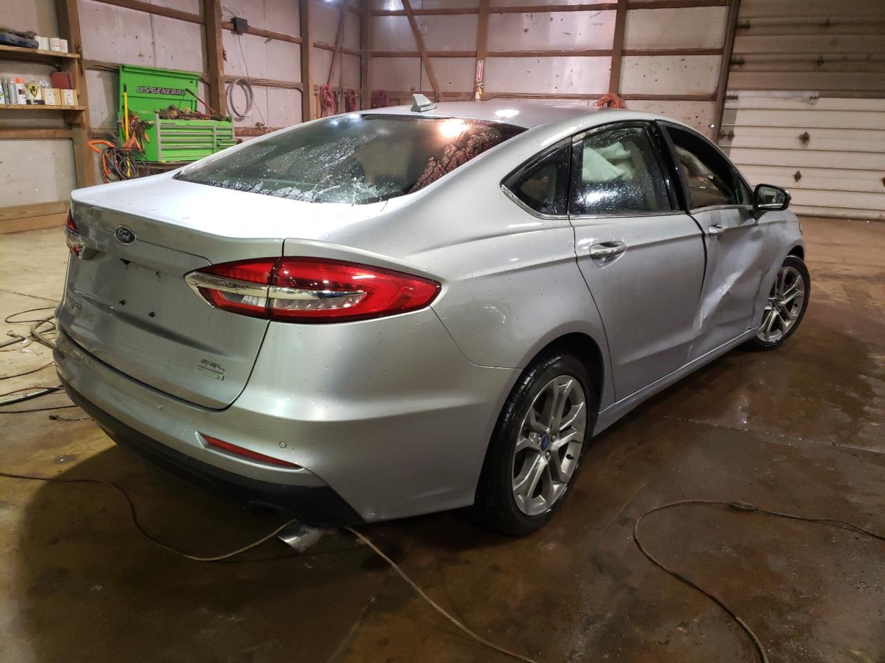 Photo 4 from auction – 2020 FORD FUSION SEL with VIN 3FA6P0CDXLR175922