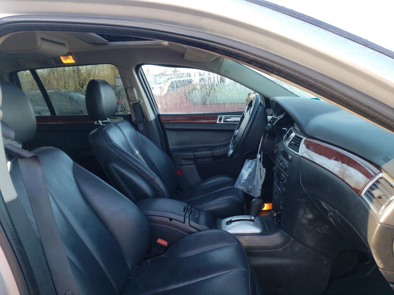 Photo 5 from auction – 2004 CHRYSLER PACIFICA with VIN 2C8GF68484R183228
