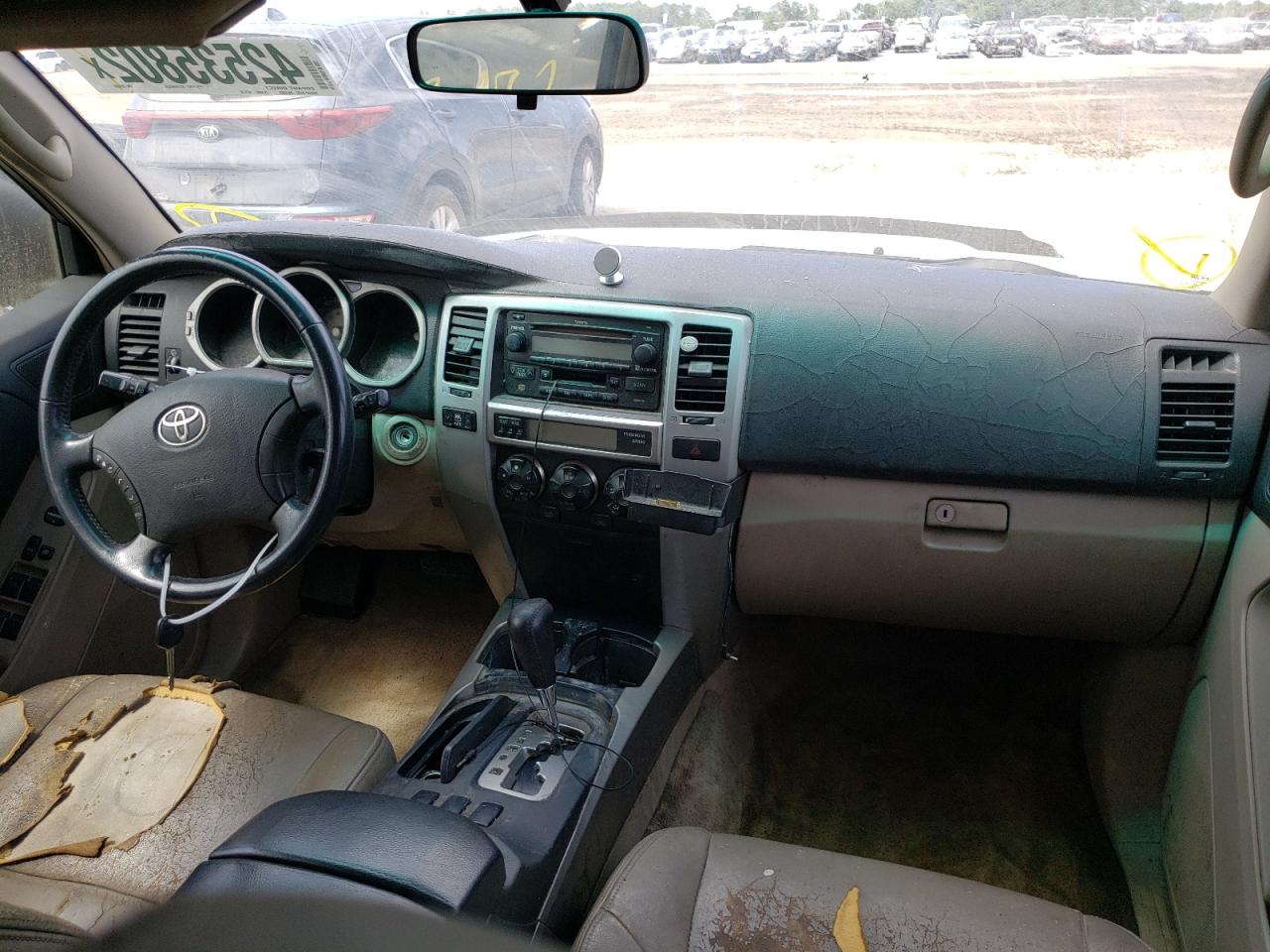 Photo 9 from auction – 2005 TOYOTA 4RUNNER SR with VIN JTEZU14R758037688