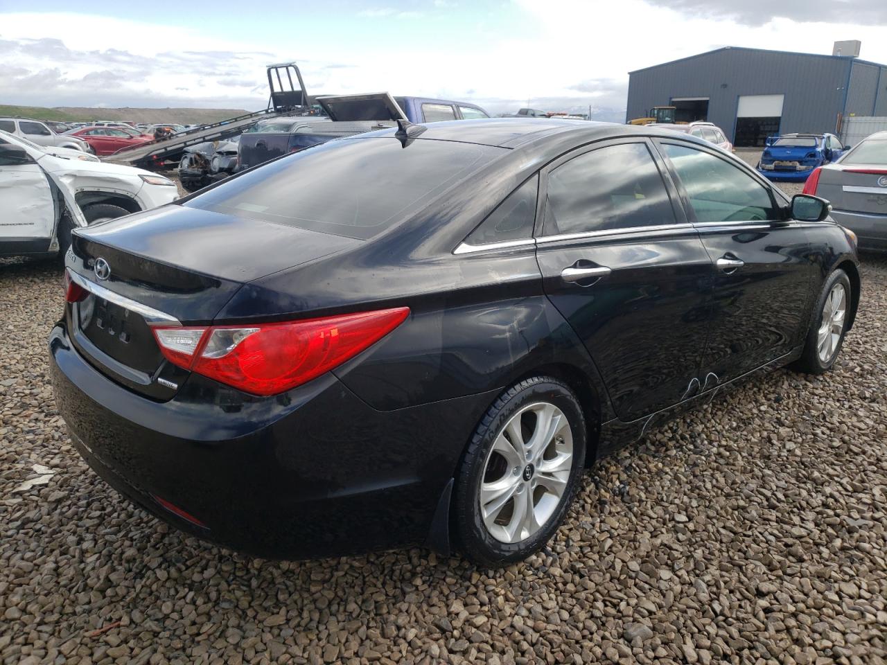 Photo 4 from auction – 2012 HYUNDAI SONATA SE with VIN 5NPEC4AC2CH402946