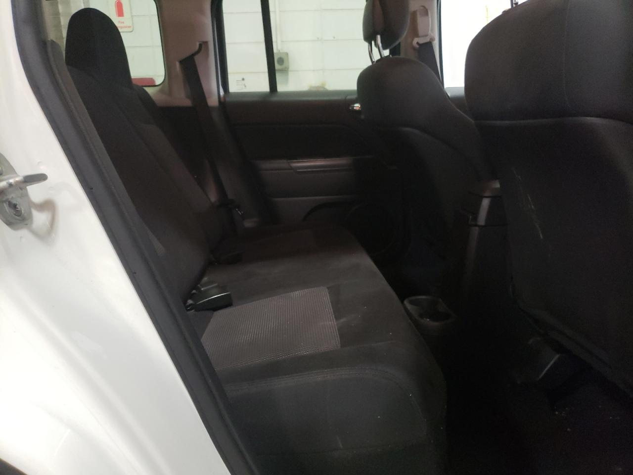 Photo 6 from auction – 2012 JEEP PATRIOT LA with VIN 1C4NJRFB2CD633418