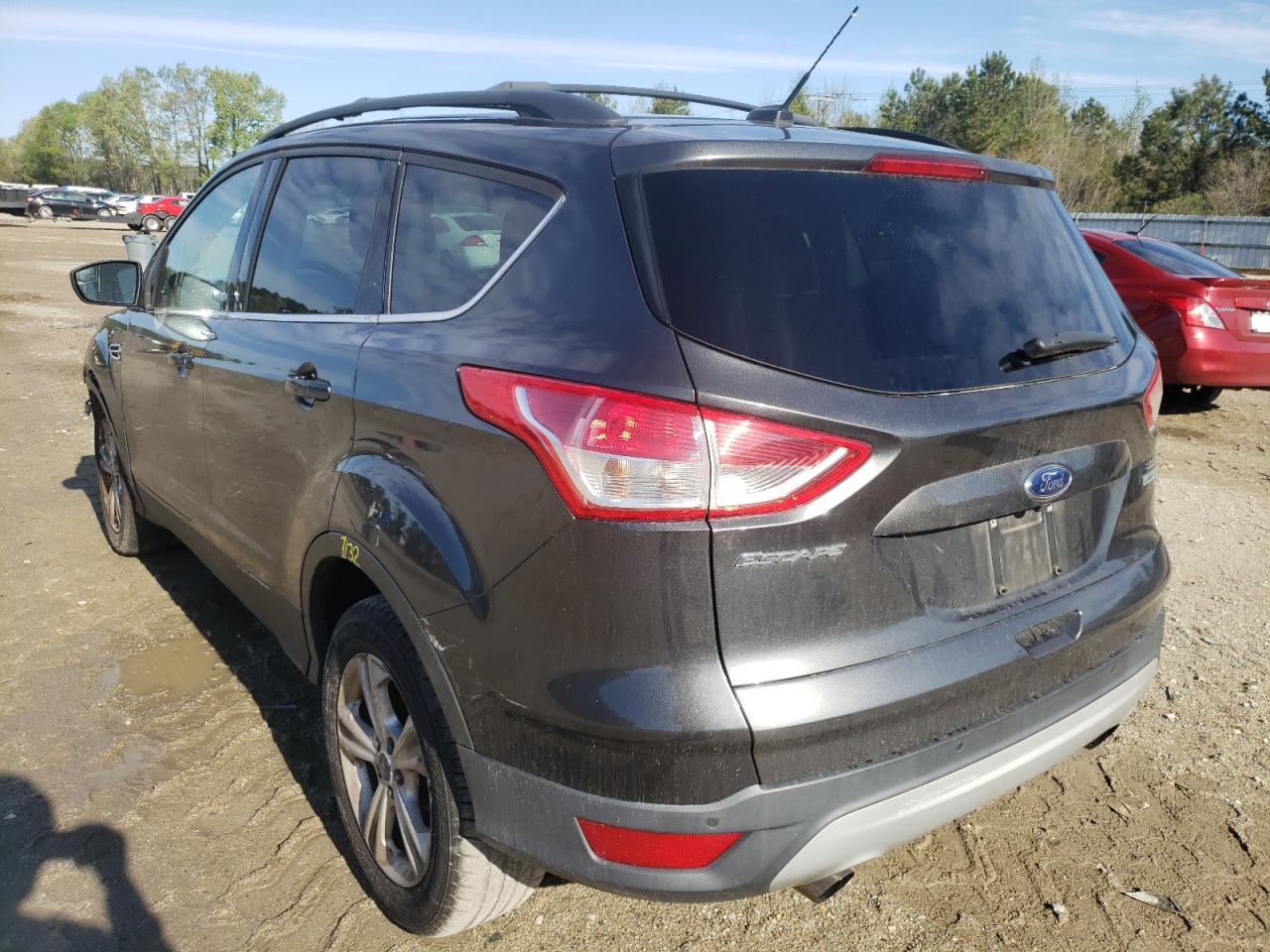 Photo 3 from auction – 2016 FORD ESCAPE SE with VIN 1FMCU0G96GUB04321