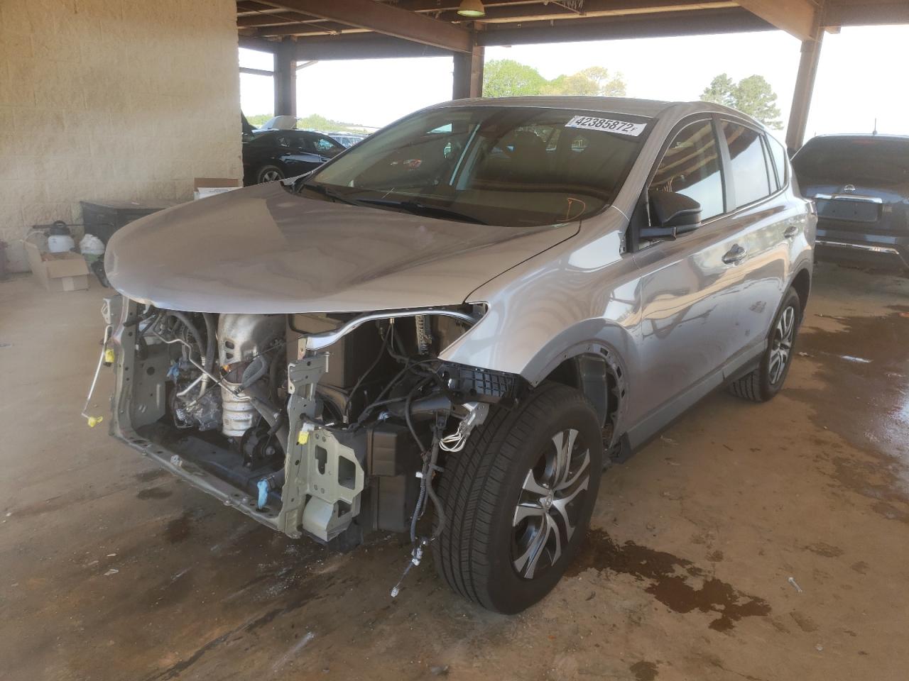 Photo 2 from auction – 2018 TOYOTA RAV4 LE with VIN 2T3ZFREV5JW419585