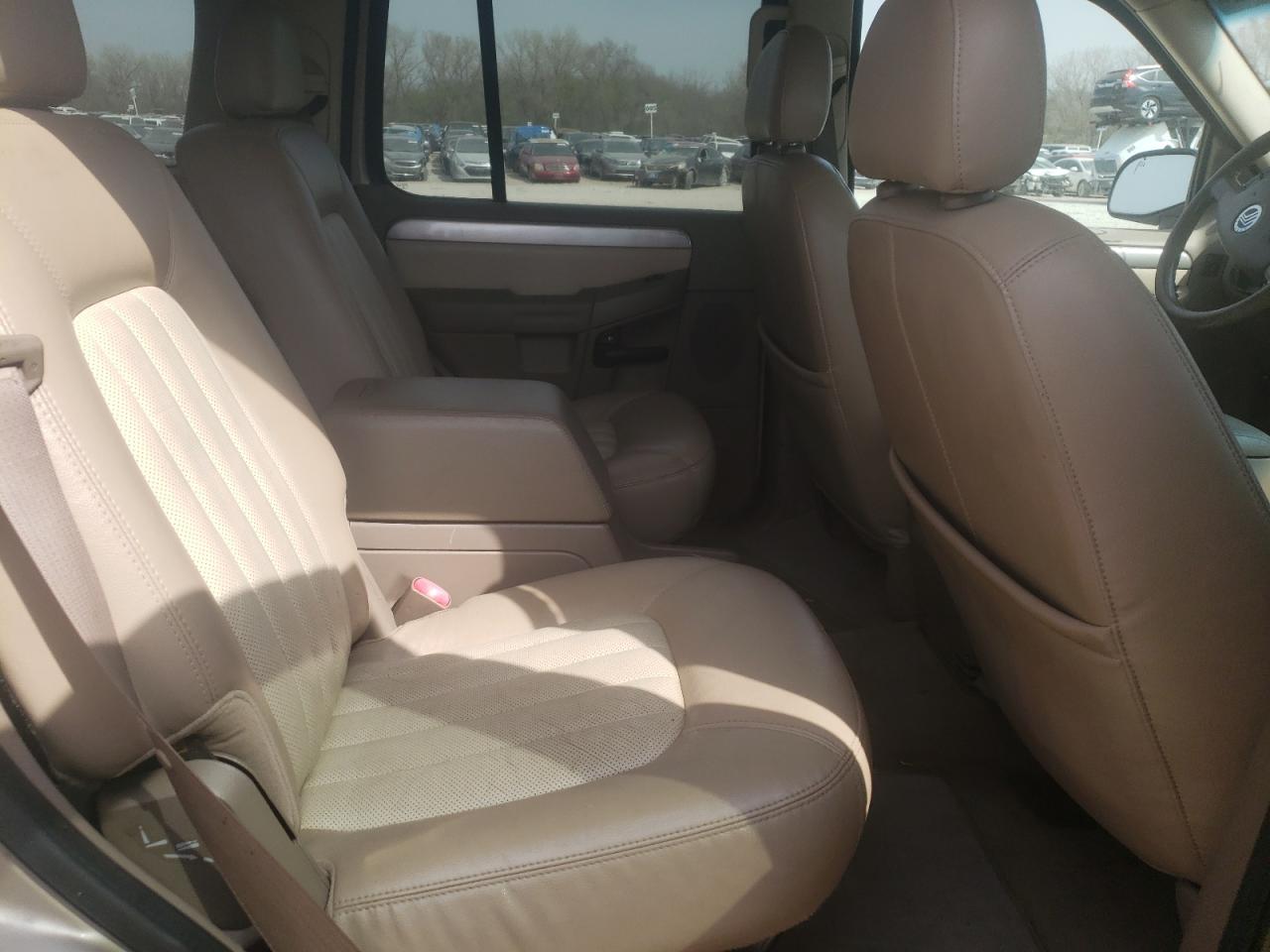 صورة رقم 6 من المزاد - 2004 MERCURY MOUNTAINEE مع VIN 4M2DU86W74ZJ05193