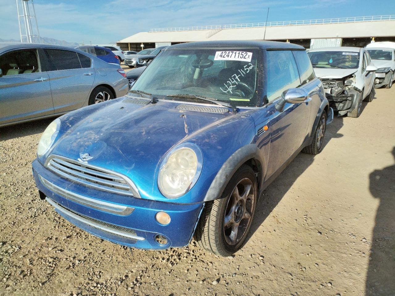 Photo 2 from auction – 2006 MINI COOPER with VIN WMWRC33566TK71687