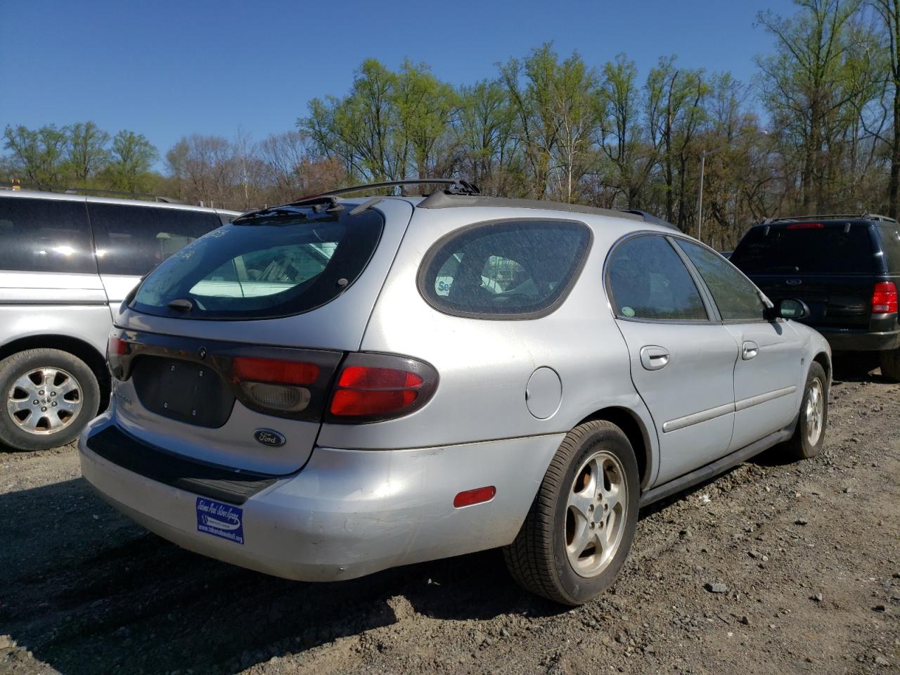 Photo 4 from auction – 2000 FORD TAURUS SE with VIN 1FAFP58S7YA205657