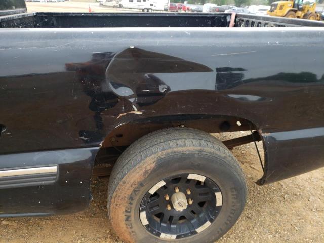 Photo 9 from auction – 1999 CHEVROLET SILVERADO with VIN 2GCEC19WXX1282222