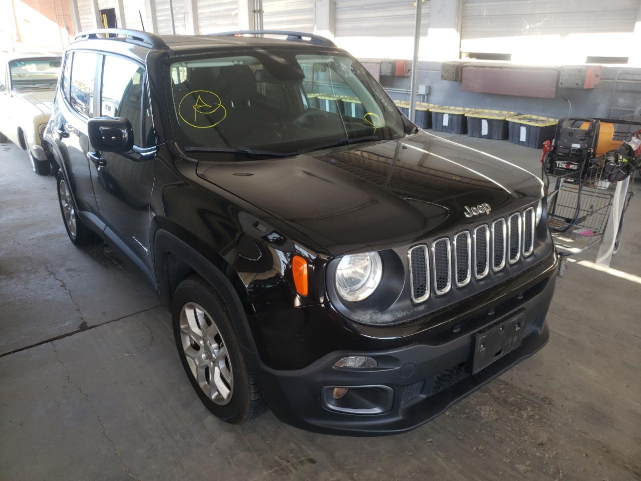 JEEP RENEGADE L 2018 with VIN ZACCJABB8JPH11696 - Photo from auction