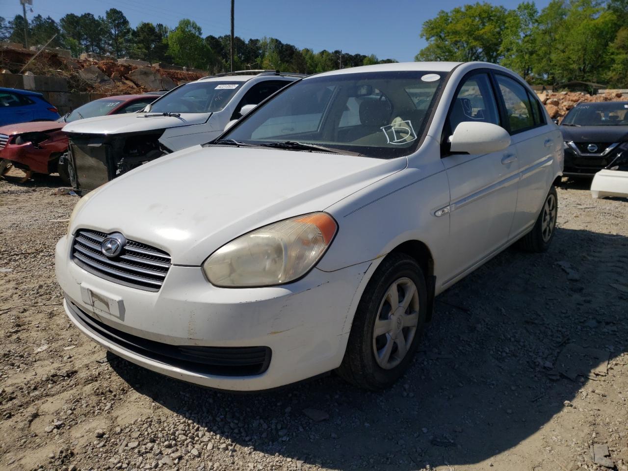 Photo 2 from auction – 2007 HYUNDAI ACCENT GLS with VIN KMHCN46C27U092024