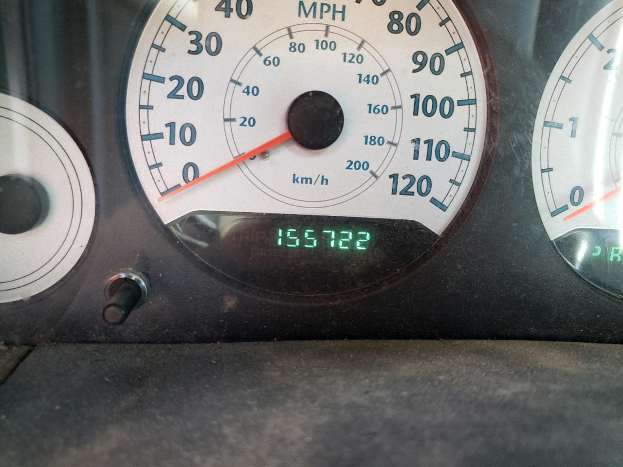 Photo 8 from auction – 2006 CHRYSLER TOWN & COU with VIN 2A8GP54L96R775481