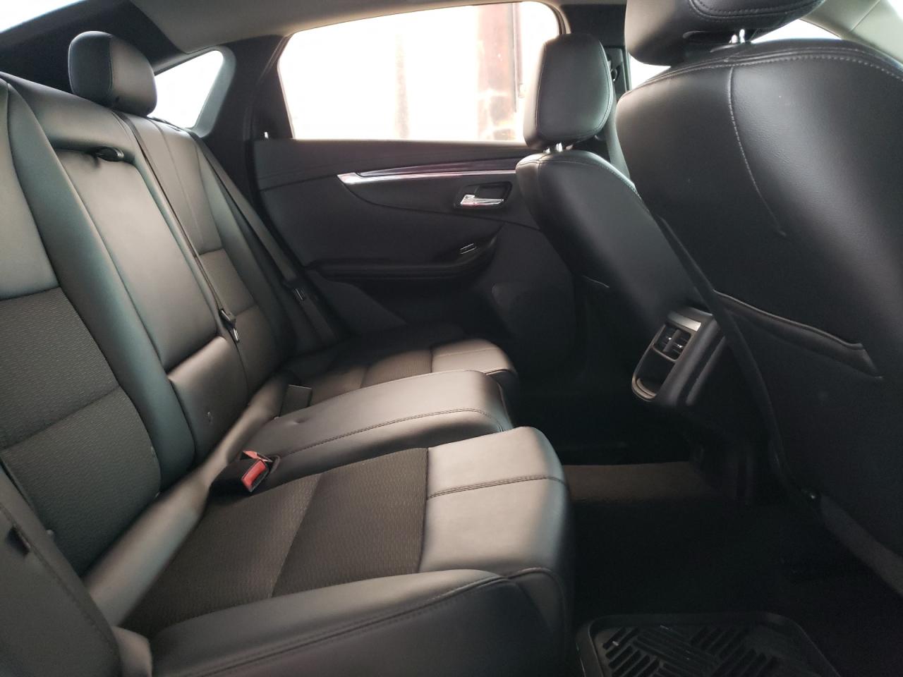 Photo 6 from auction – 2017 CHEVROLET IMPALA LT with VIN 2G1105SA3H9139248