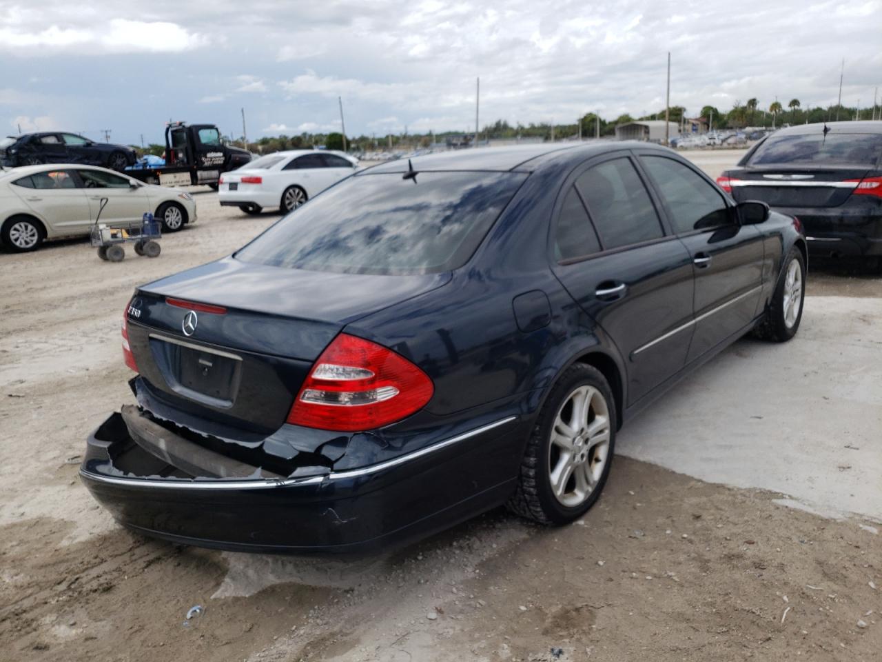 Photo 4 from auction – 2006 MERCEDES-BENZ E-CLASS E3 with VIN WDBUF56J96A976955