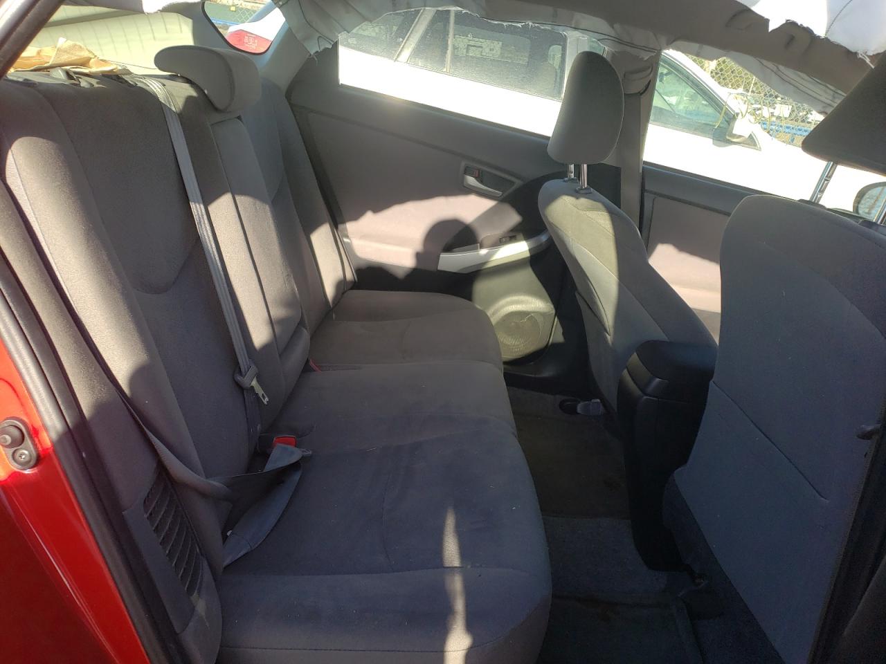 Photo 6 from auction – 2014 TOYOTA PRIUS with VIN JTDKN3DU5E1785867
