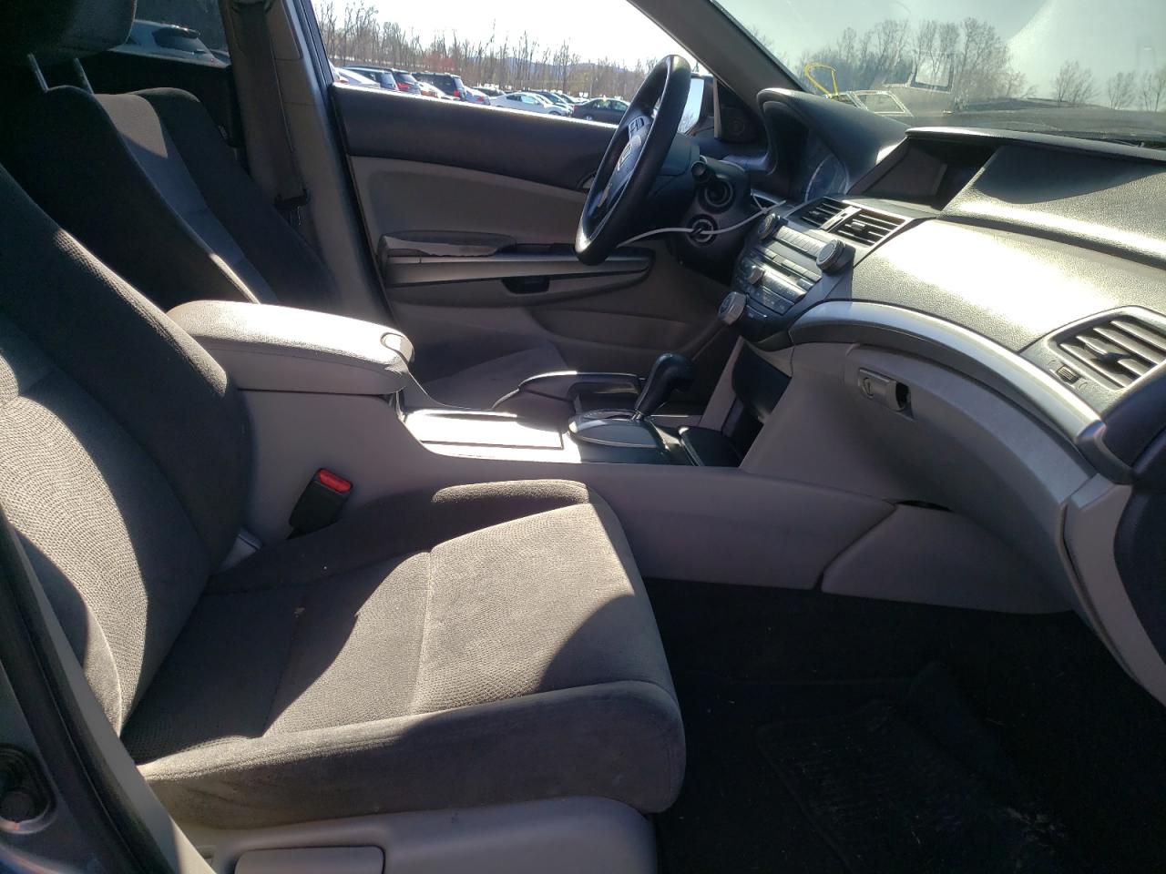 Photo 5 from auction – 2010 HONDA ACCORD EX with VIN 1HGCP2F75AA126067