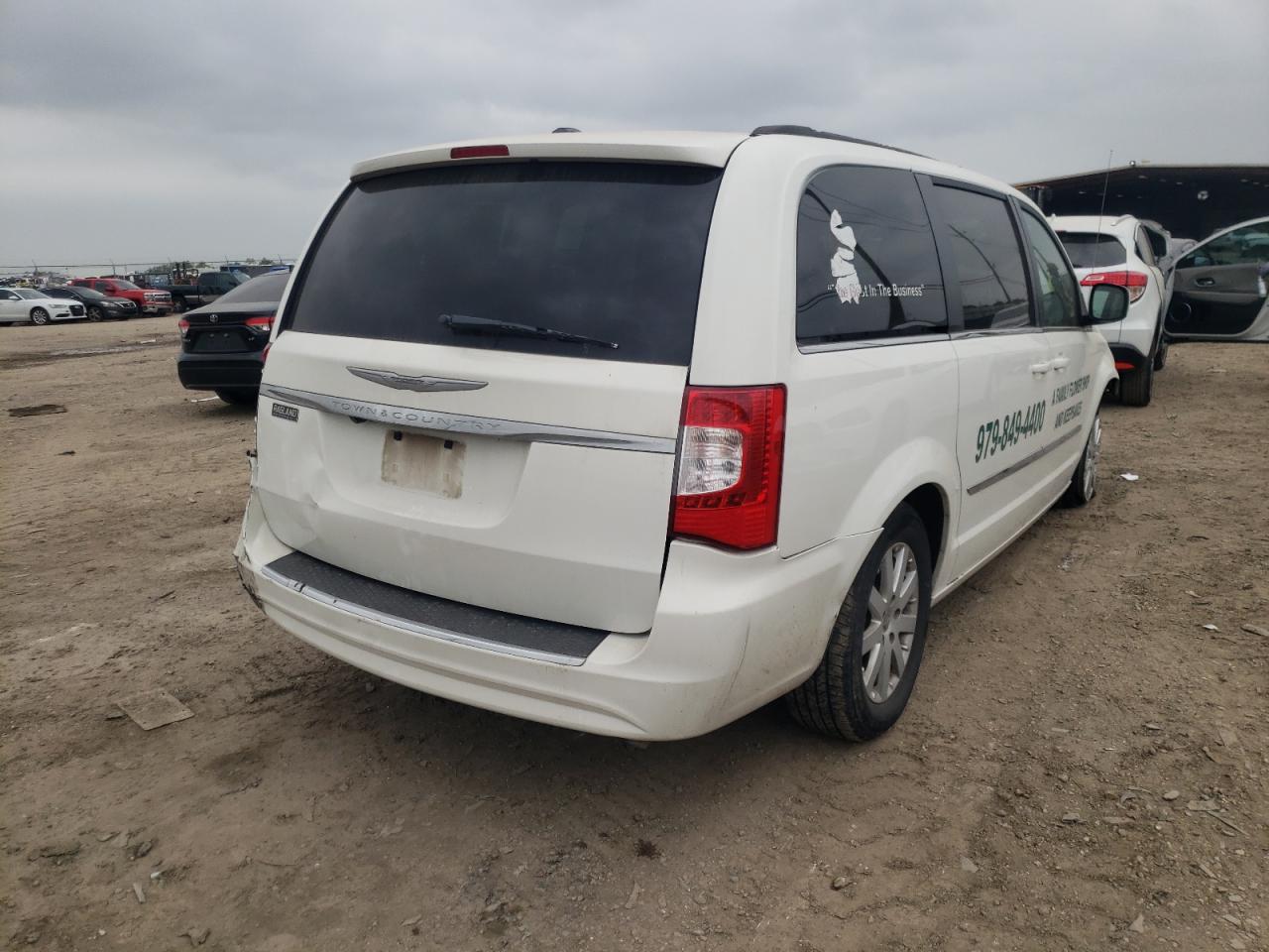 Photo 4 from auction – 2013 CHRYSLER TOWN & COU with VIN 2C4RC1BG6DR786428
