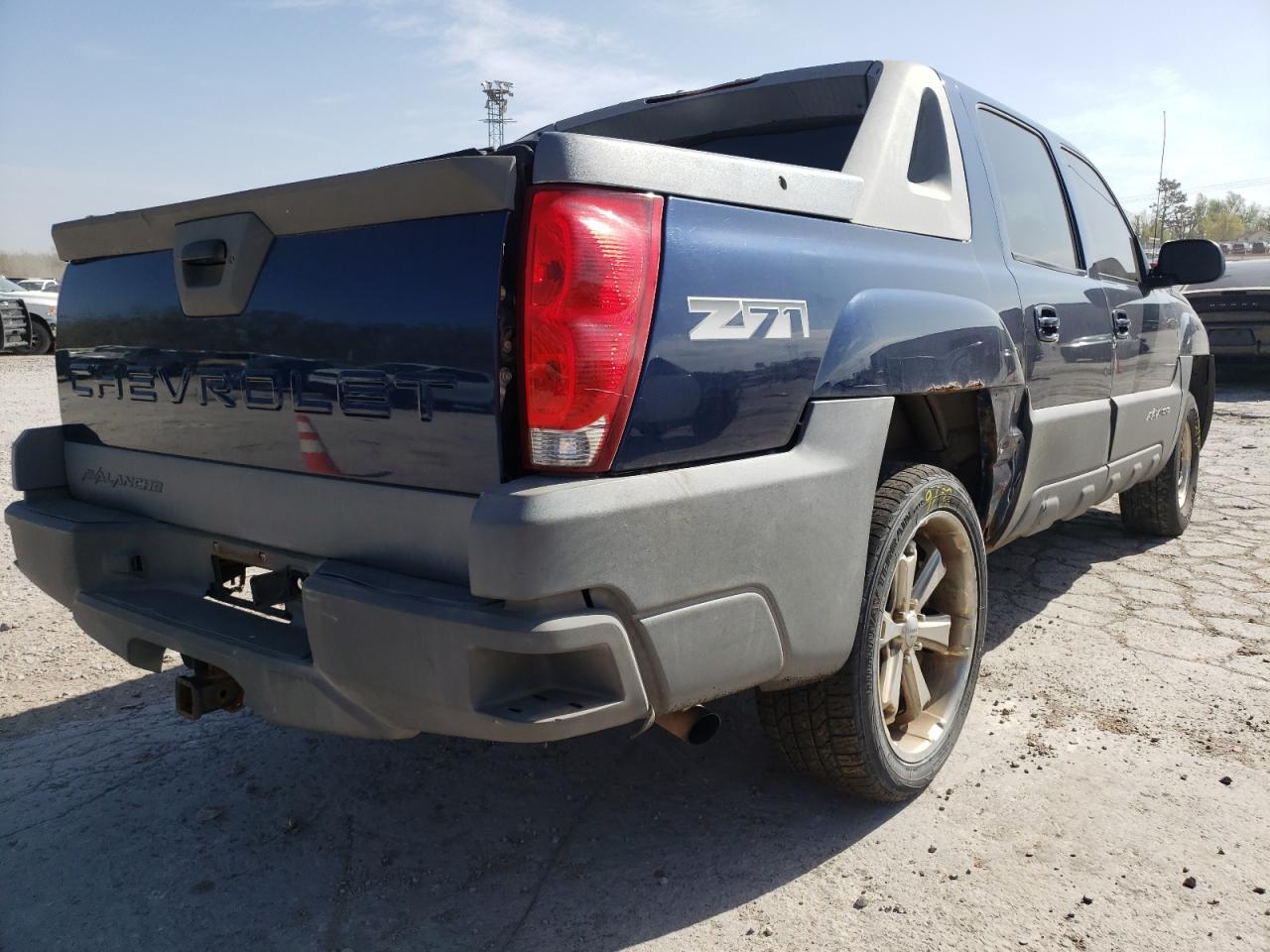 Photo 4 from auction – 2002 CHEVROLET AVALANCHE with VIN 3GNEK13T02G319772