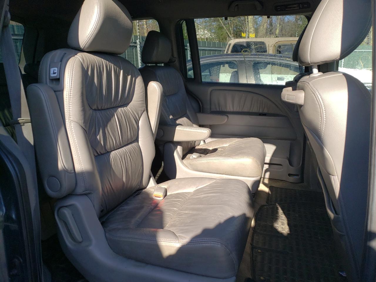 Photo 6 from auction – 2009 HONDA ODYSSEY EX with VIN 5FNRL38619B401063