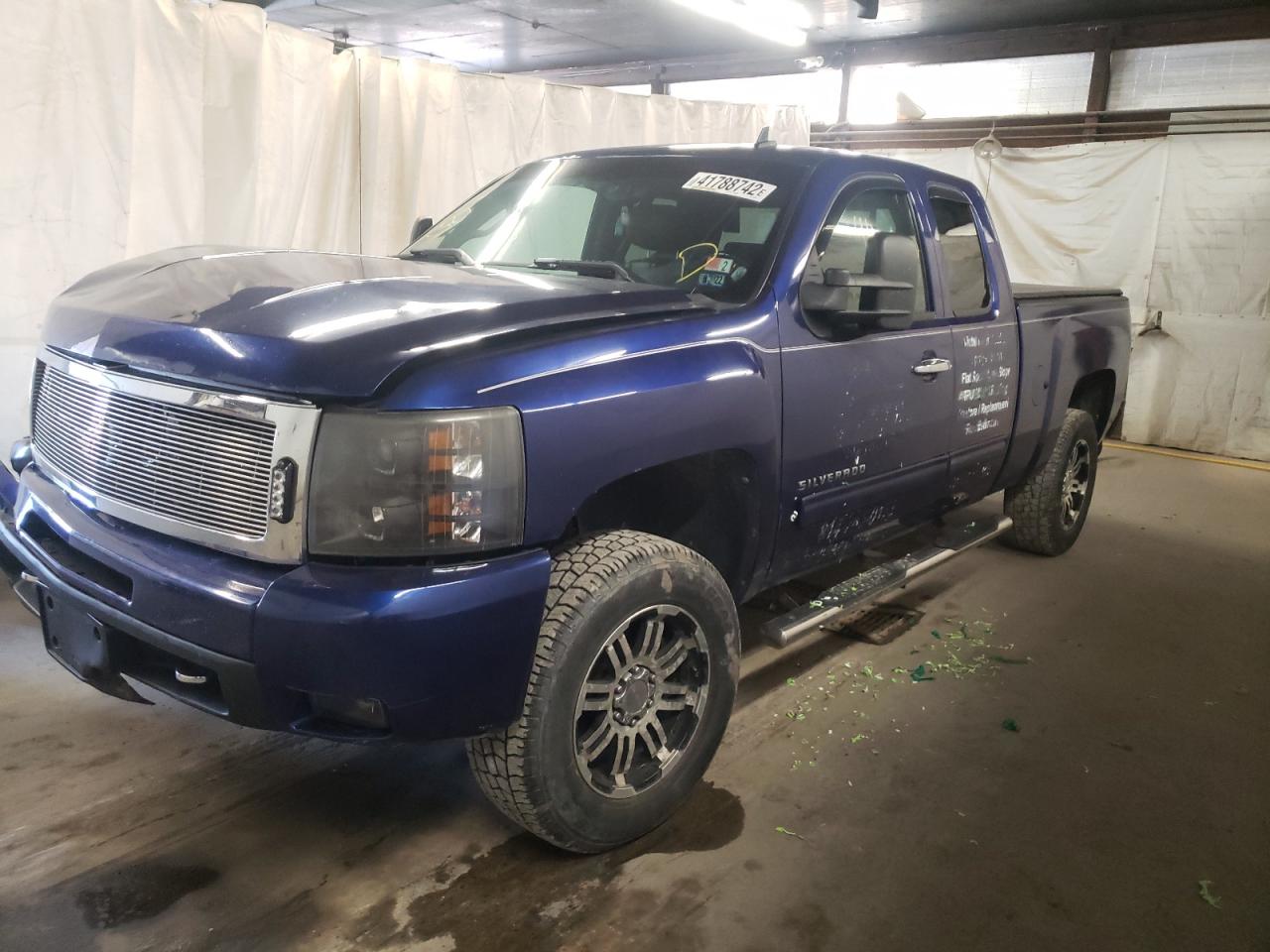 Photo 2 from auction – 2010 CHEVROLET SILVERADO with VIN 1GCSKTE34AZ260406