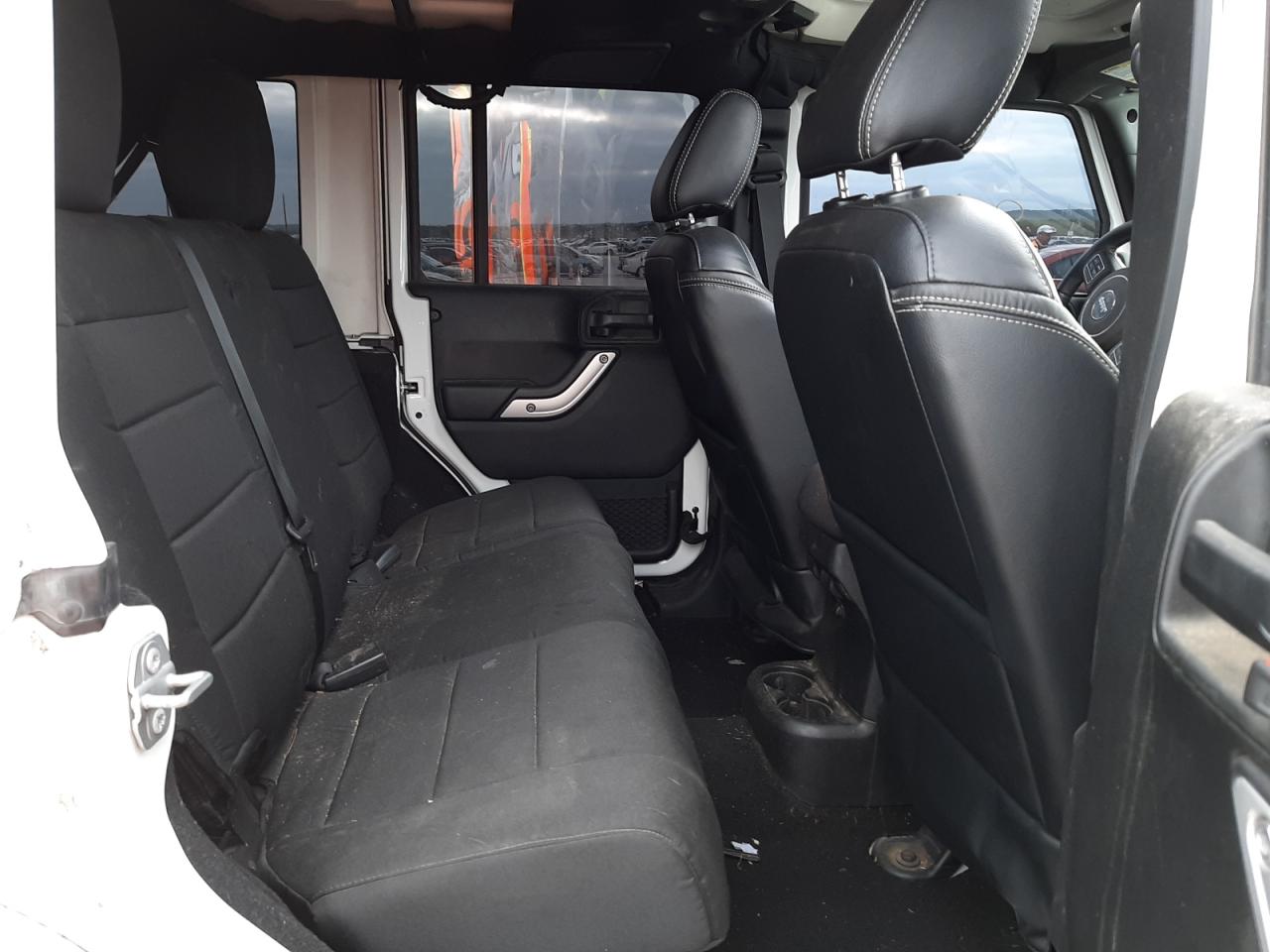 Photo 6 from auction – 2017 JEEP WRANGLER U with VIN 1C4BJWFG0HL755303