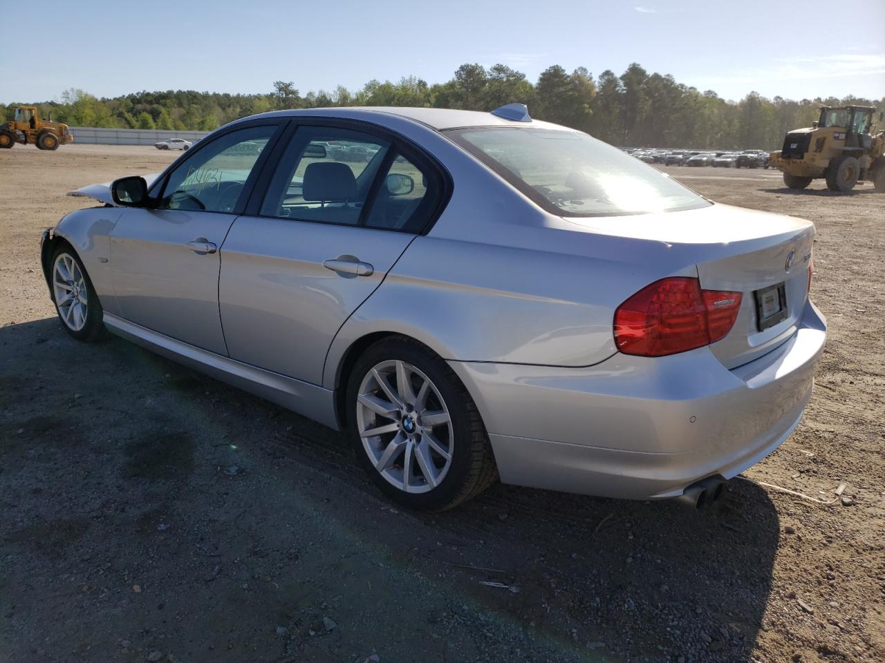 Photo 3 from auction – 2009 BMW 328 I with VIN WBAPH77569NL85014