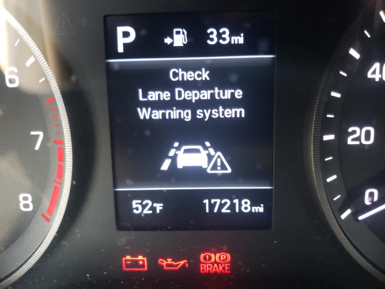 Photo 8 from auction – 2019 HYUNDAI TUCSON SE with VIN KM8J2CA44KU951245