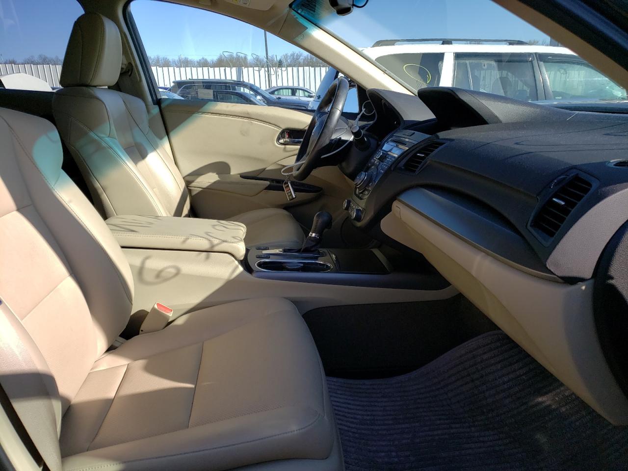 Photo 5 from auction – 2014 ACURA RDX TECHNO with VIN 5J8TB4H58EL021362