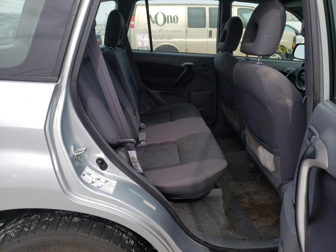 Photo 6 from auction – 2001 TOYOTA RAV4 with VIN JTEGH20V710026297