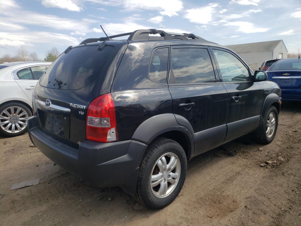 Photo 4 from auction – 2008 HYUNDAI TUCSON SE with VIN KM8JN72D48U758003