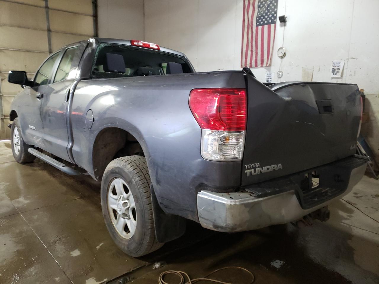 Photo 3 from auction – 2011 TOYOTA TUNDRA DOU with VIN 5TFUM5F16BX027569
