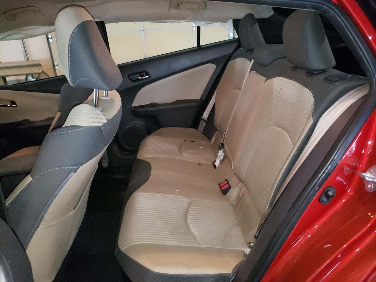 Photo 6 from auction – 2016 TOYOTA PRIUS with VIN JTDKARFU5G3515069