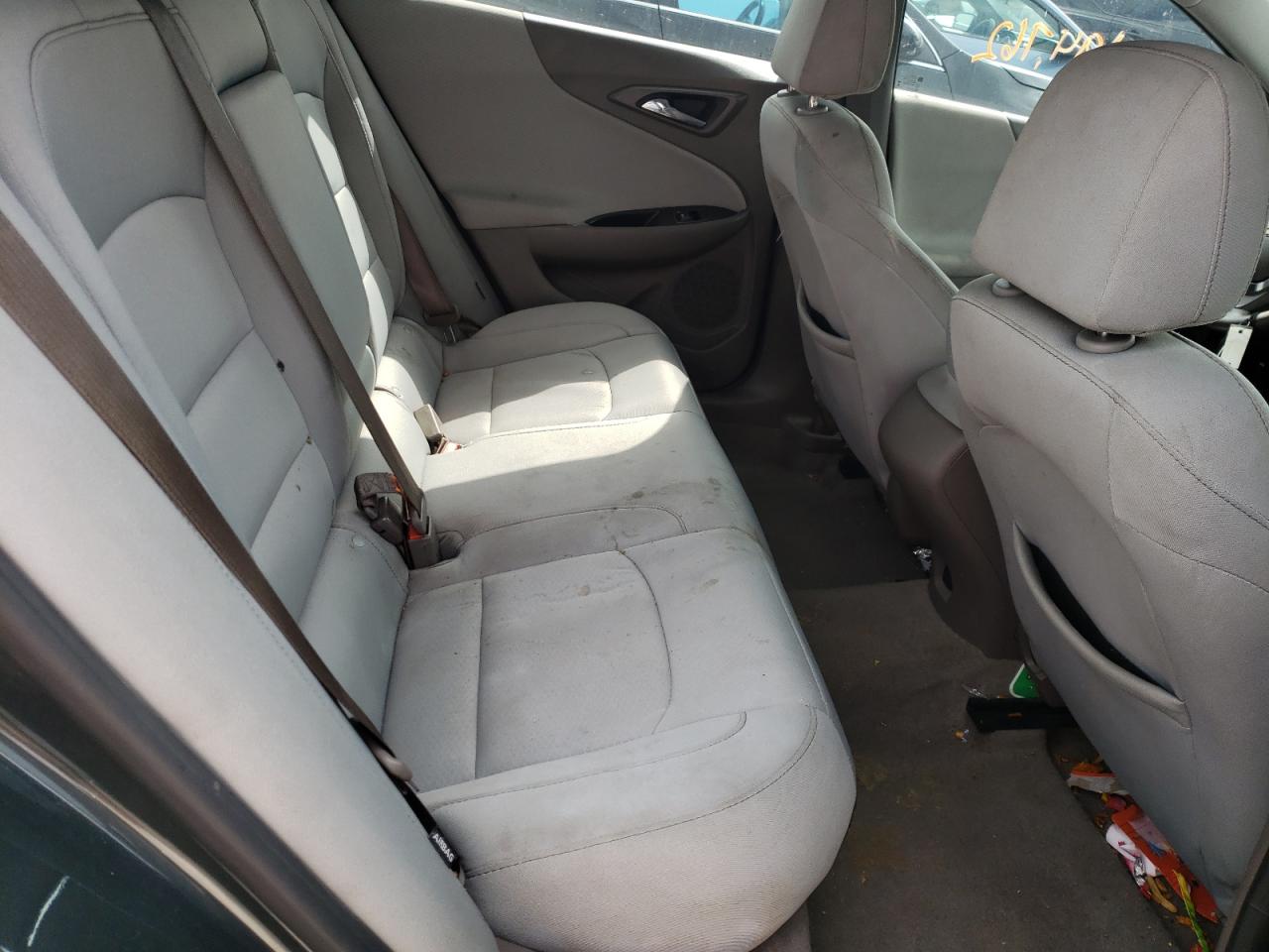 Photo 6 from auction – 2017 CHEVROLET MALIBU LS with VIN 1G1ZC5ST3HF102915