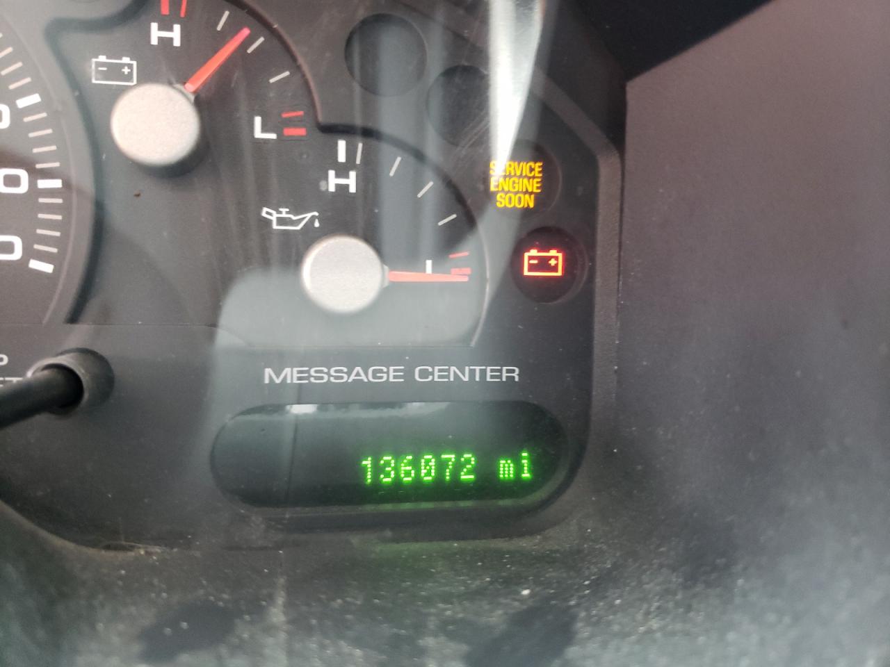 Photo 8 from auction – 2005 FORD EXPLORER X with VIN 1FMZU62E35ZA32172