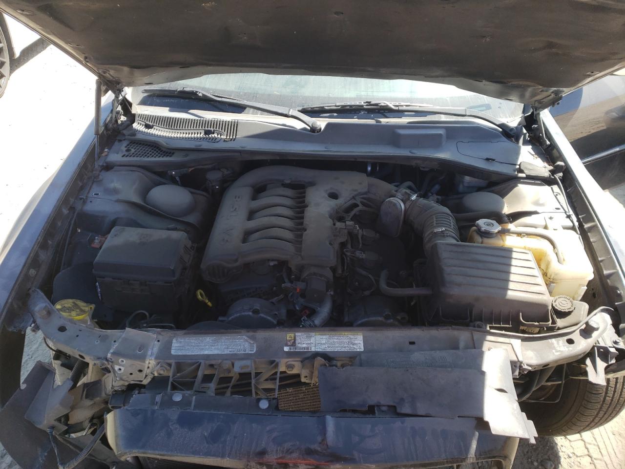 Photo 7 from auction – 2010 CHRYSLER 300 TOURIN with VIN 2C3CA5CV4AH284443