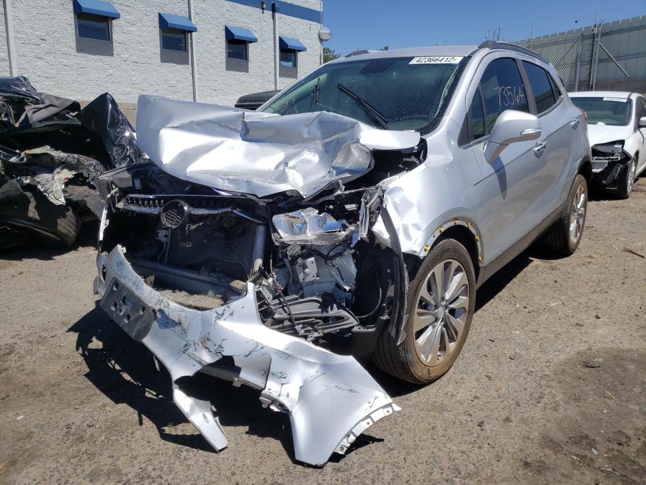 Photo 2 from auction – 2018 BUICK ENCORE PRE with VIN KL4CJASB1JB699492