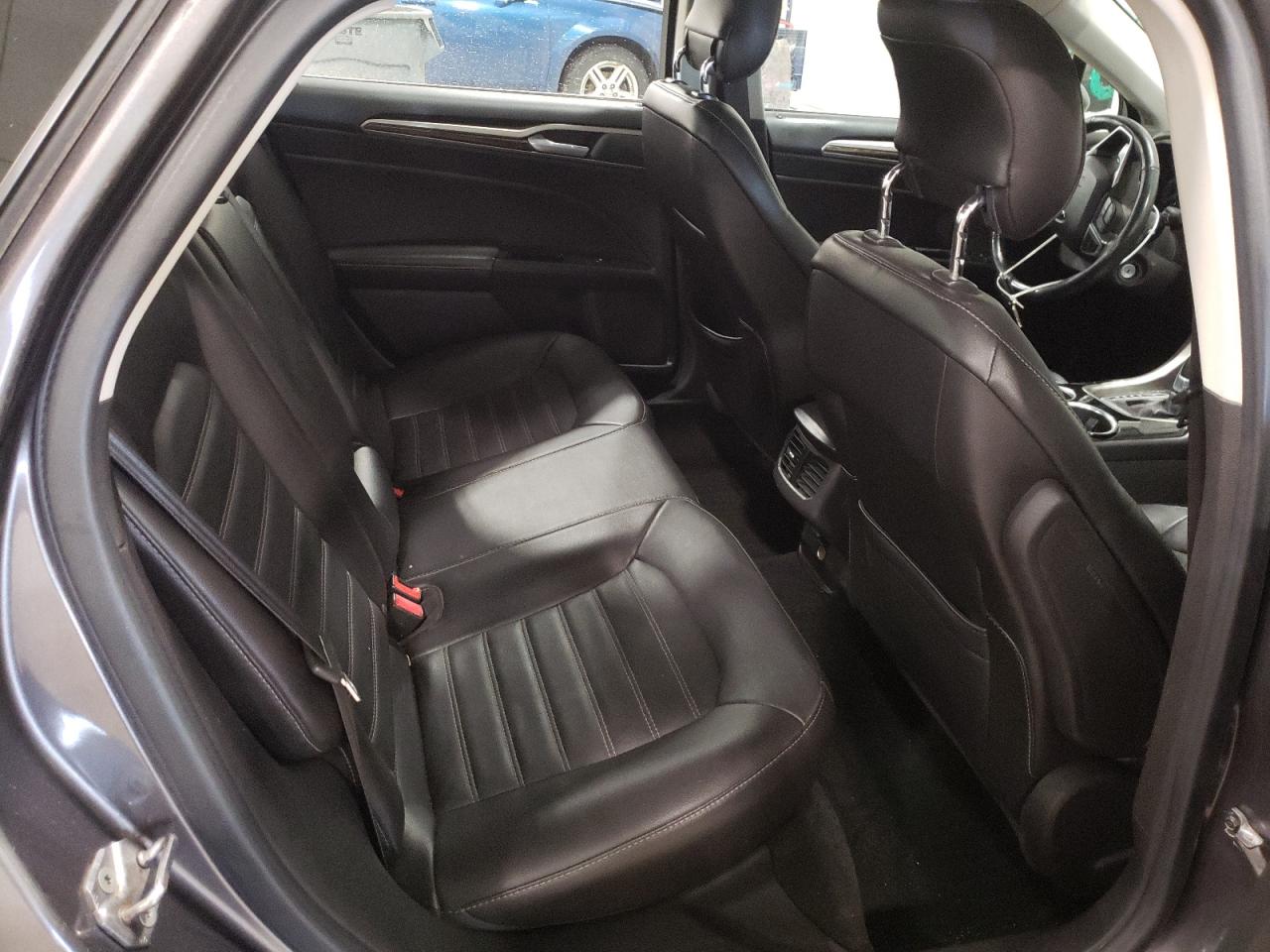 Photo 6 from auction – 2013 FORD FUSION SE with VIN 3FA6P0H90DR220288