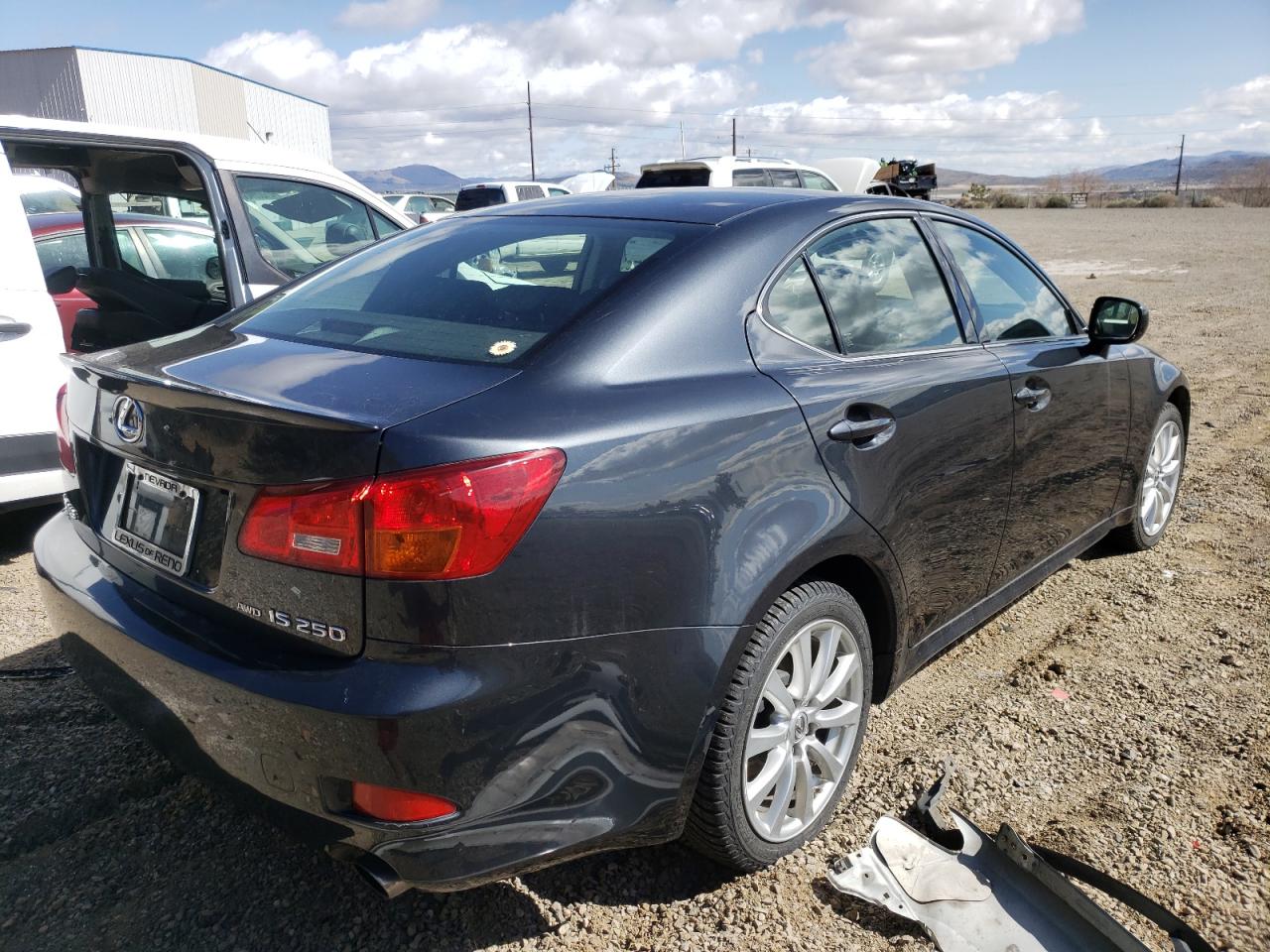 Photo 4 from auction – 2006 LEXUS IS 250 with VIN JTHCK262362005040
