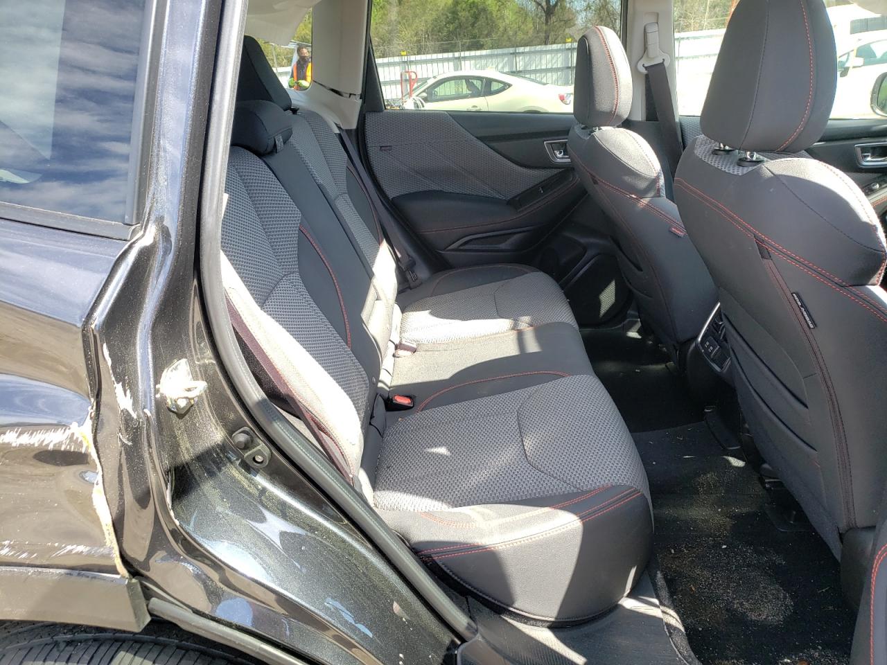Foto 6 de la subasta – 2019 SUBARU FORESTER S con VIN JF2SKAKC1KH482175