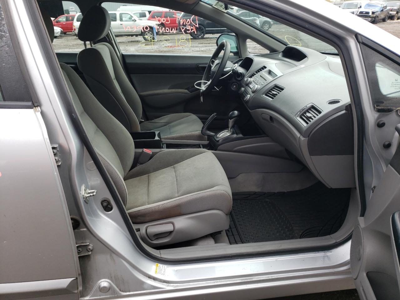 Photo 5 from auction – 2010 HONDA CIVIC VP with VIN 19XFA1F32AE062412