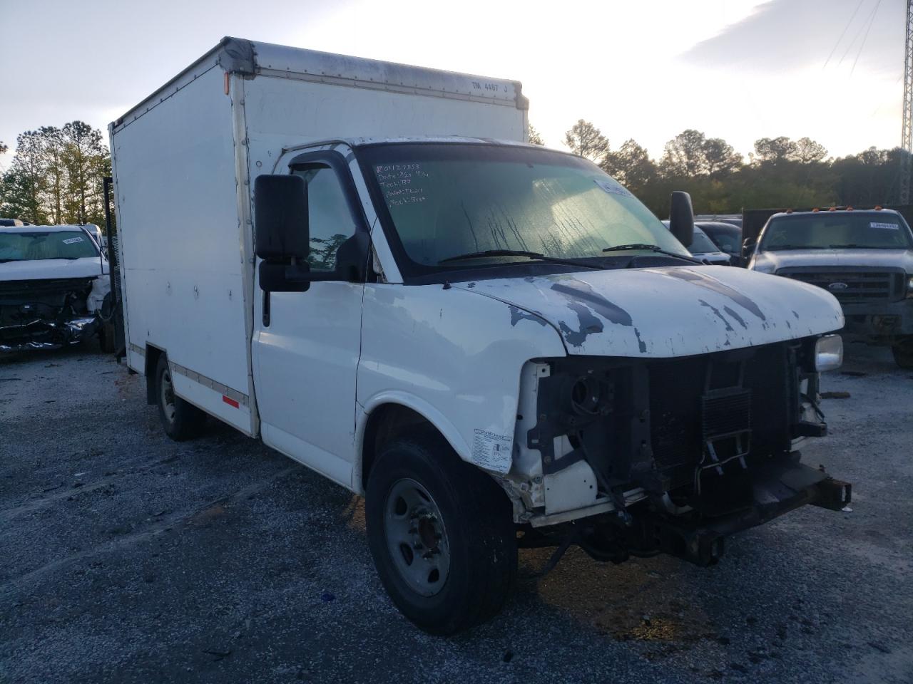 Photo 1 from auction – 2004 GMC SAVANA CUT with VIN 1GDGG31V941913504