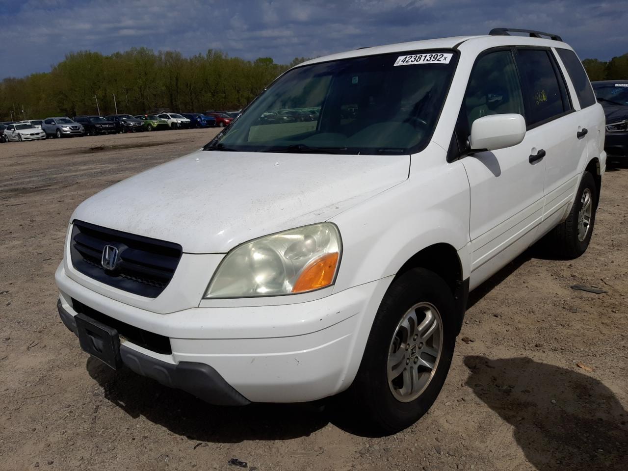 Photo 2 from auction – 2004 HONDA PILOT with VIN 2HKYF18654H559391