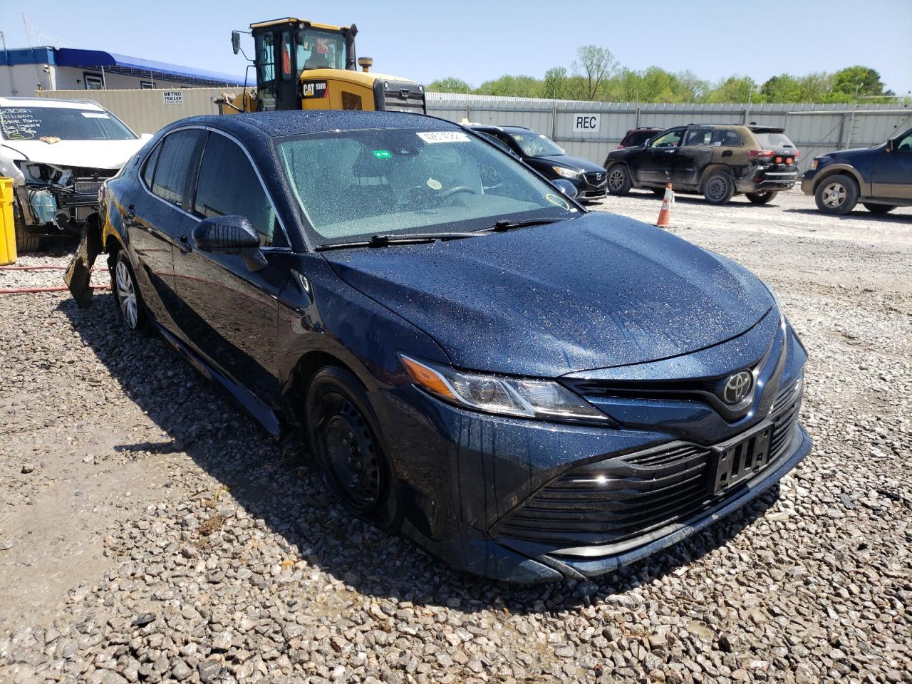 TOYOTA CAMRY 2019 with VIN 4T1B11HK2KU781550 - Photo from auction