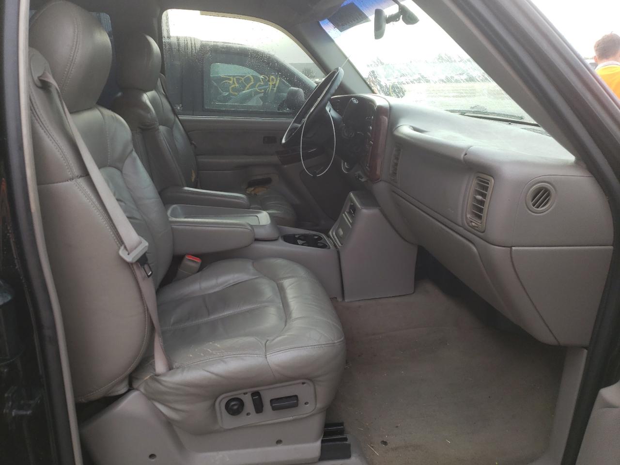 Photo 5 from auction – 2000 CHEVROLET SILVERADO with VIN 2GCEK19T4Y1271291